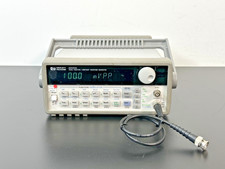 HP 33120A 15MHz Function Arbitrary Waveform Generator Opt 001 Working