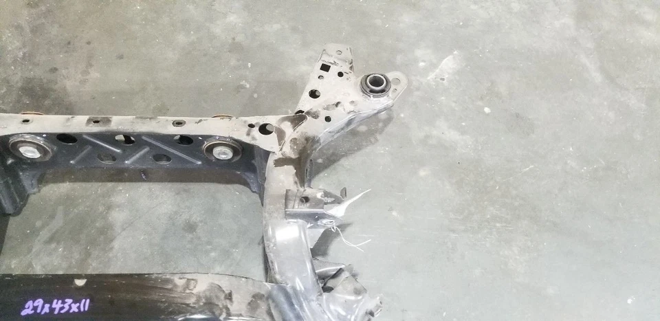 24 FORD MUSTANG GT 5.0L MT REAR SUSPENSION CROSSMEMBER SUBFRAME - Image 3 of 4