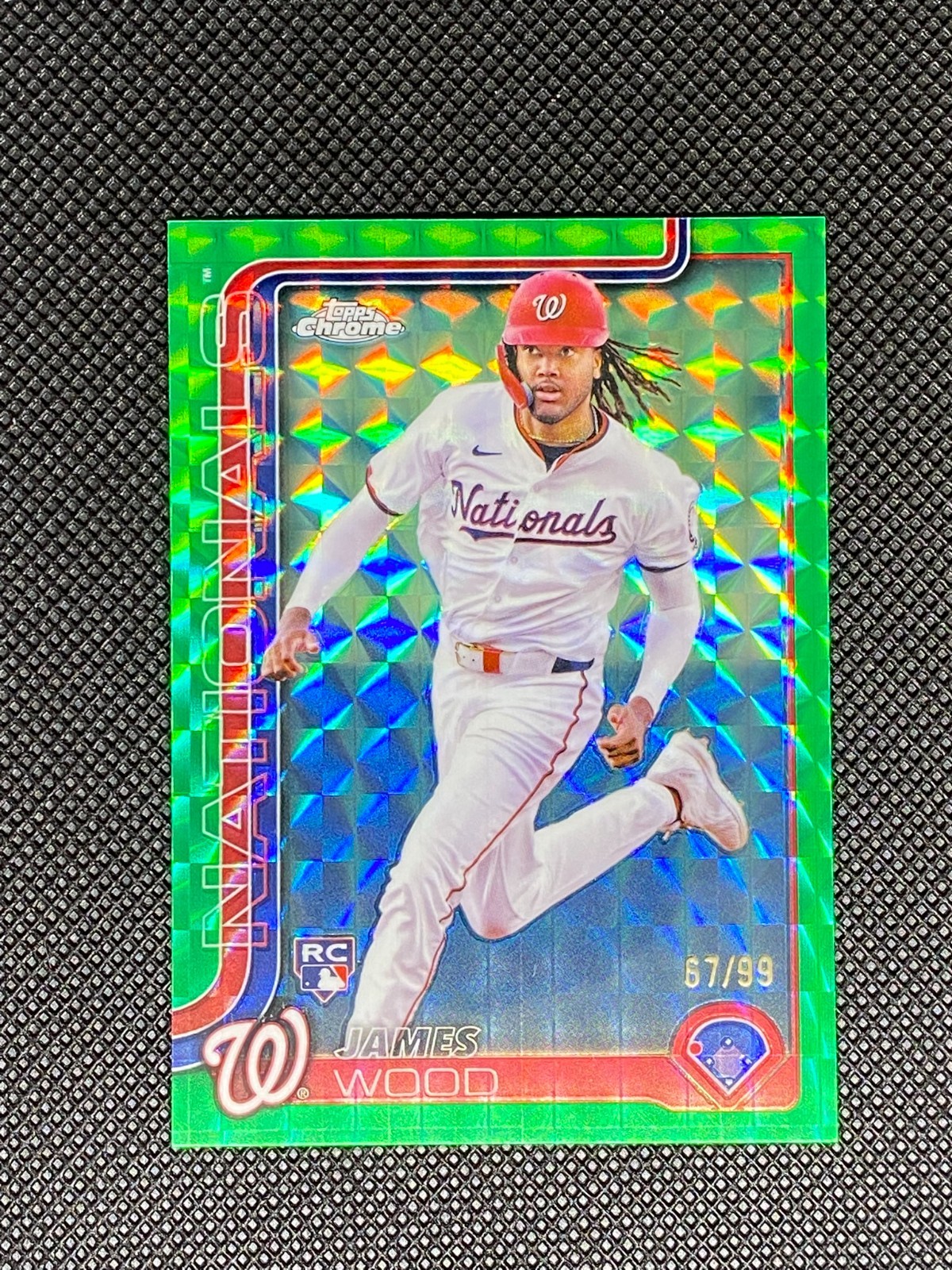 2025 Topps Chrome James Wood RC Green Geometric Refractor /99 #132 Nationals