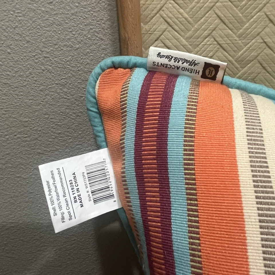 "Almohada Bufflo grande HiEnd Accents con detalles de adorno, Serape, 18"" x 18""" Foto 4 de 4