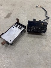 88-94 Chevy Truck Suburban Radio Receiver Amplifier Cdm 16072800 W Display 88-94 Chevy Truck Suburban Radio Receiver Amplifier Cdm 16072800 W Display