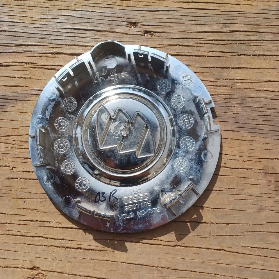 Tapa central Buick Enclave, cromada, 2008-2010 número de pieza 9597105 03 dañada Foto 3 de 3