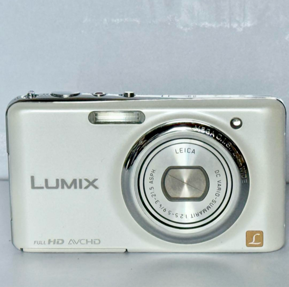 DMC-FX77 白 MINT］Panasonic Lumix DMC-FX77 White w/box 24mm Wide Digital
