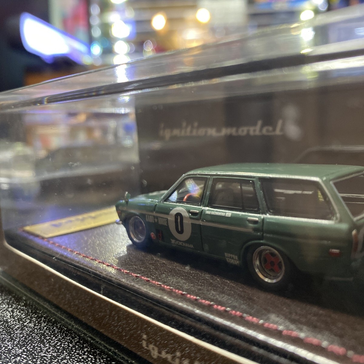 ignition model グリーンワゴン ミニカー ignition model 1/64 DATSUN Bluebird (510) Wagon Green IG2879