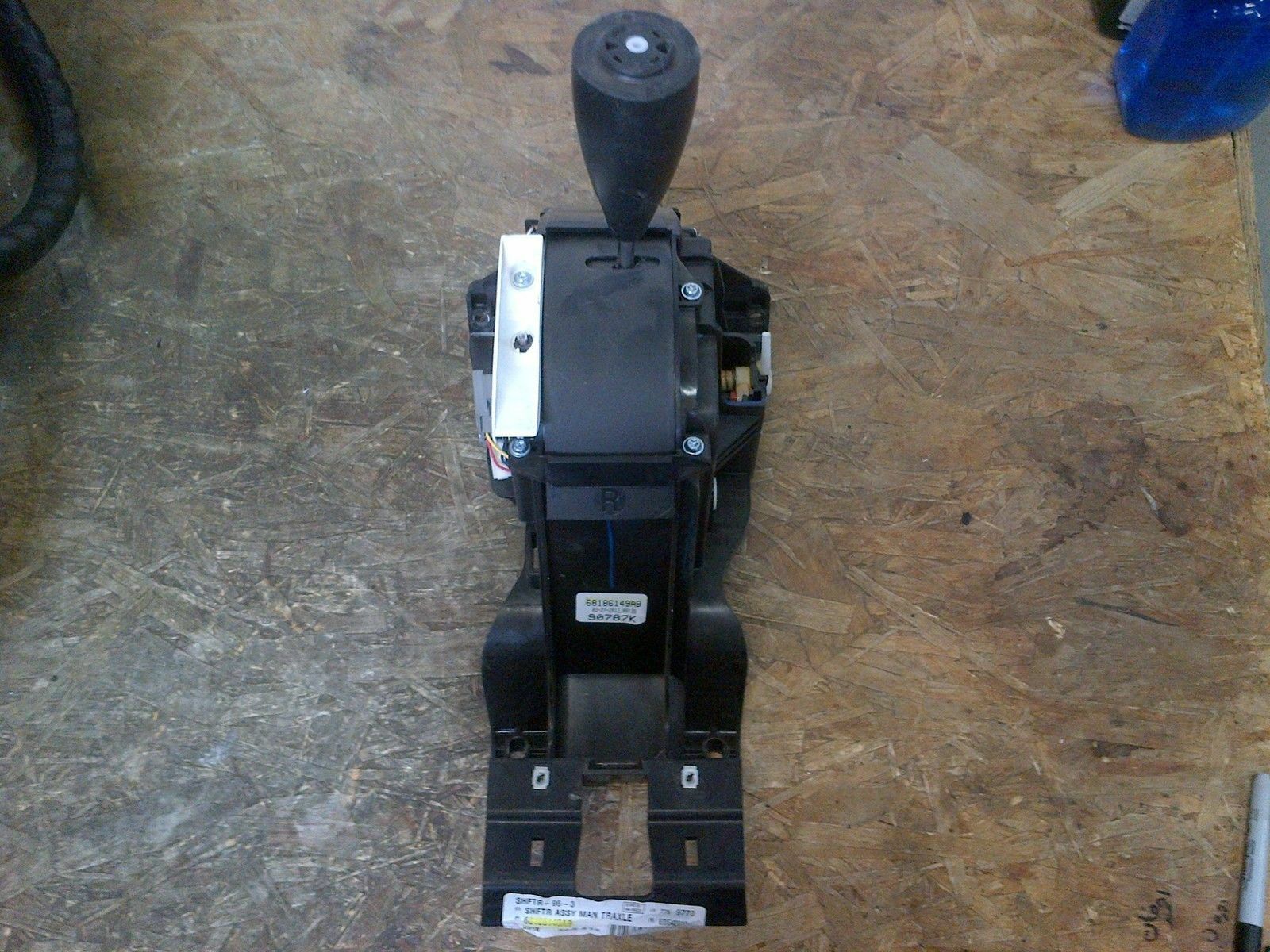 2014 Jeep Compass Transmission Shift Shifter 68186149AB OEM 41k for