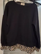 Betsey's Boutique Shop Black Long Sleeve Shirt - SMALL 