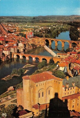 Albi - Rathaus Kunst - -heim Personenwagen