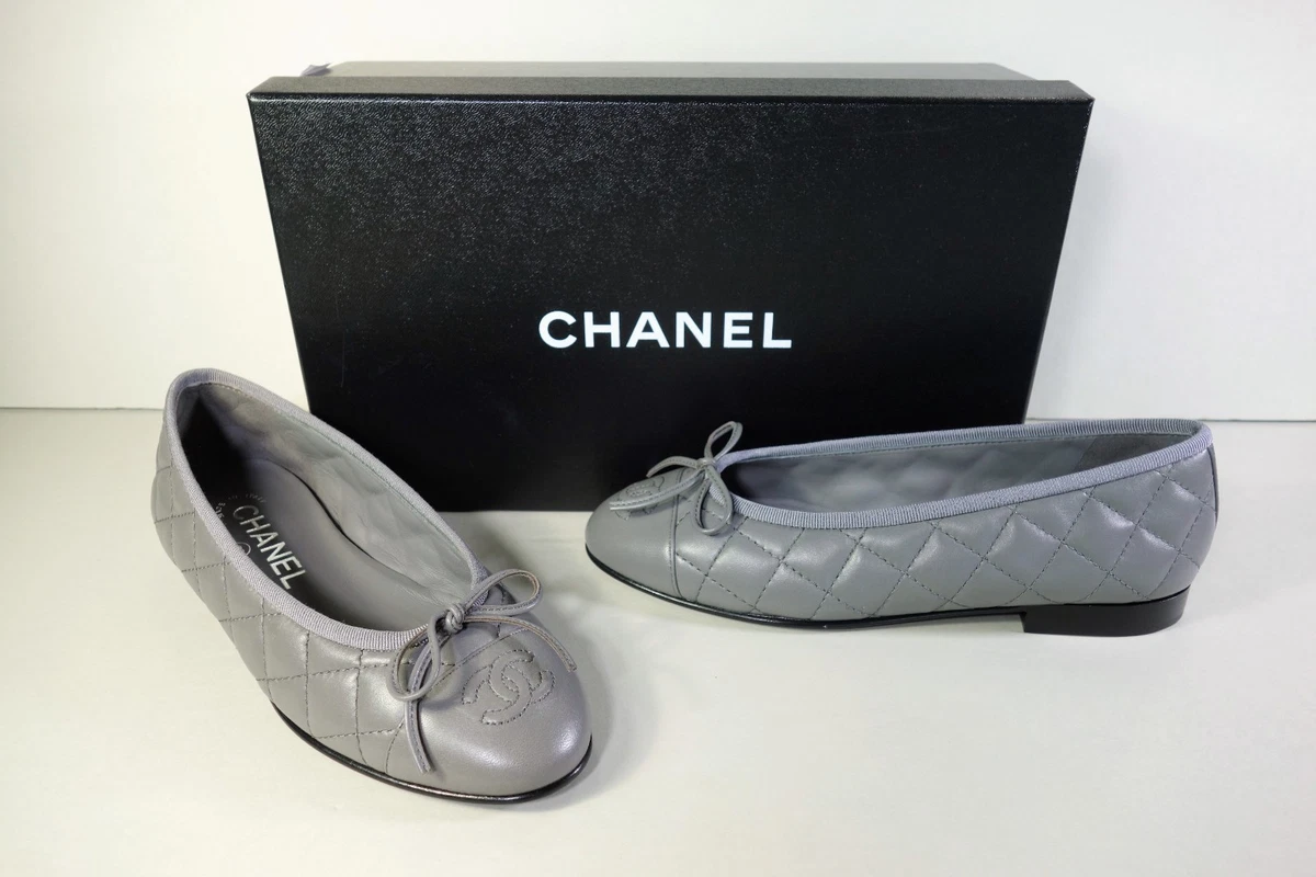 Chanel CC Silver Leather Ballerina Flats - Size 38 ○ Labellov ○ Buy and  Sell Authentic Luxury