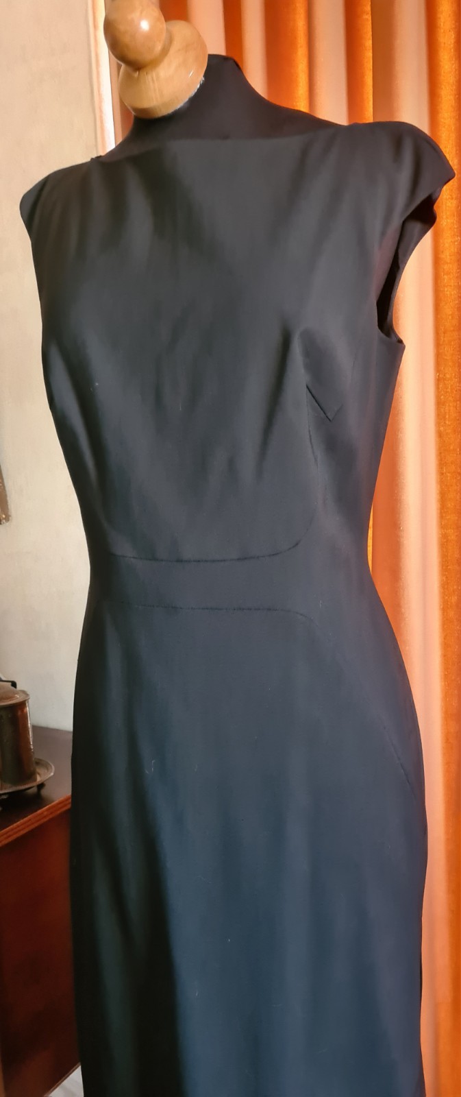 DESIGNER VALENTINO CLASSIC BLACK SHEATH DRESS  SZ44, 10 thumbnail 8