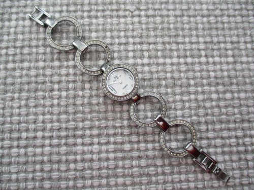 BS Blue Sister Ladies Novel Quartz Watch With New Battery - Afbeelding 1 van 13