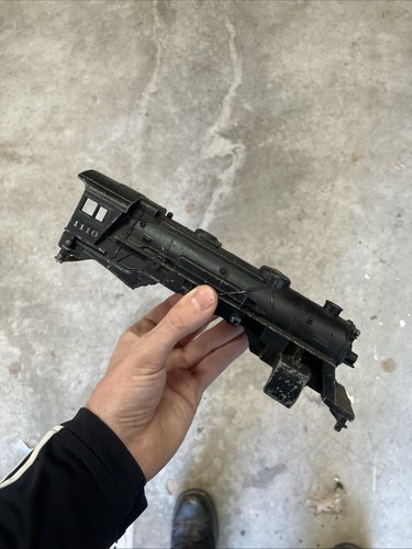 Carcasa de motor locomotora de vapor Lionel Train Heavy DieCast Metal 1110  | Condition: For parts or not working