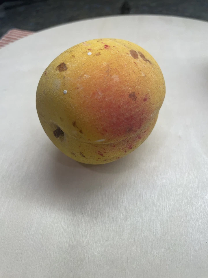 Early Vintage Antique Italian Alabaster Stone Fruit Yellow Peach Old Patina  - Image 4 of 4