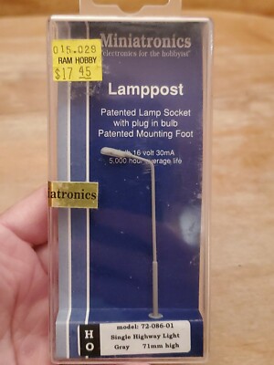 Miniatronics HO Scale 72-086-01 Single Highway Light NEW
