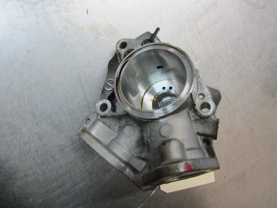 Carcasa de bomba de combustible Mercedes-Benz GL550 2013 4,6 A2780700330 Foto 4 de 4