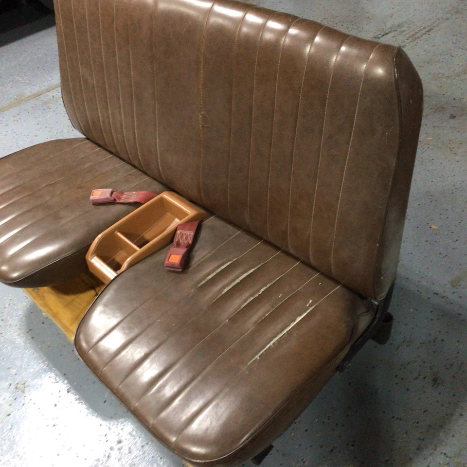 Asiento abatible vehículo vintage usado Foto 3 de 4