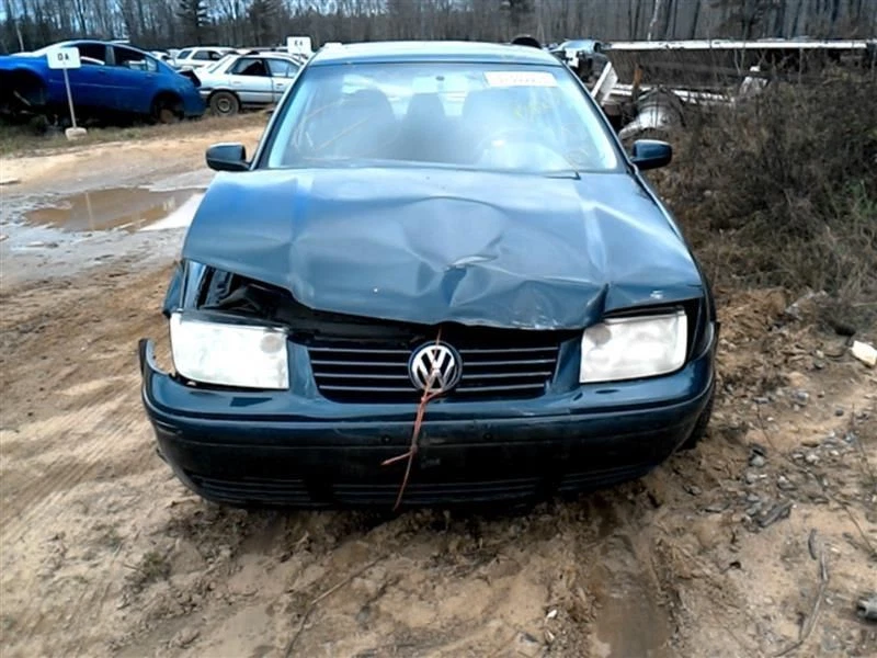 Reservatório de lavadora Volkswagen Jetta (2.0L / FWD) 2000-04  - Imagem 4 de 4