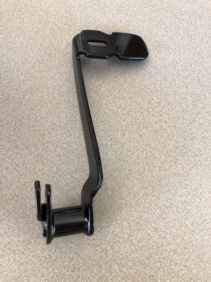 Harley-Davidson Rear Foot Brake Pedal/Lever, Part # 42407-08 Gloss Black - Image 2 of 4