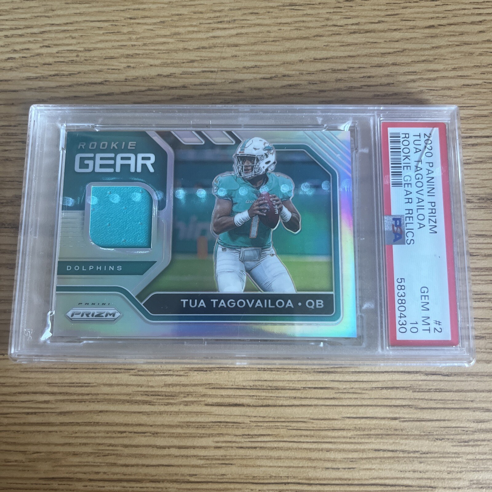 Tua Tagovailoa Panini Prizm Rookie Gear Relics #2 Base