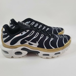 nike air max plus black aluminum