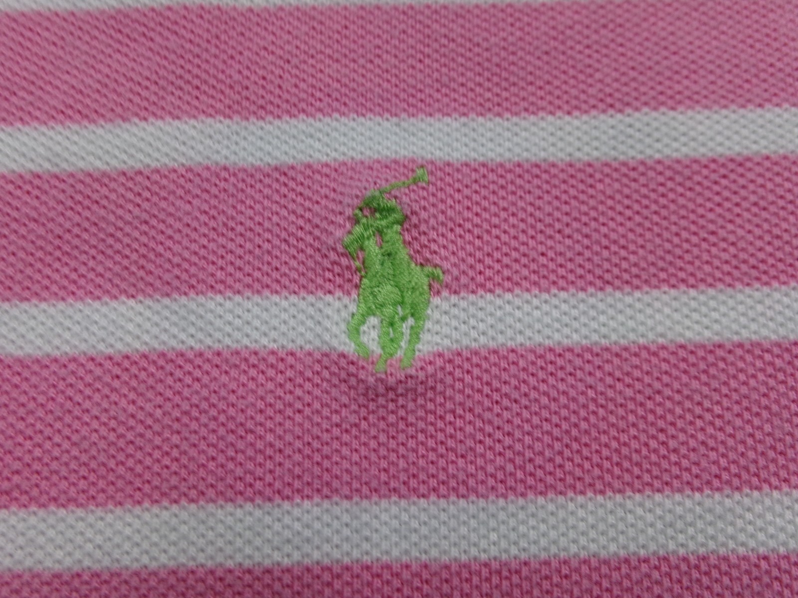 Polo vintage Ralph Lauren da uomo grande rosa bianco a righe lavorata a maglia pony rugby