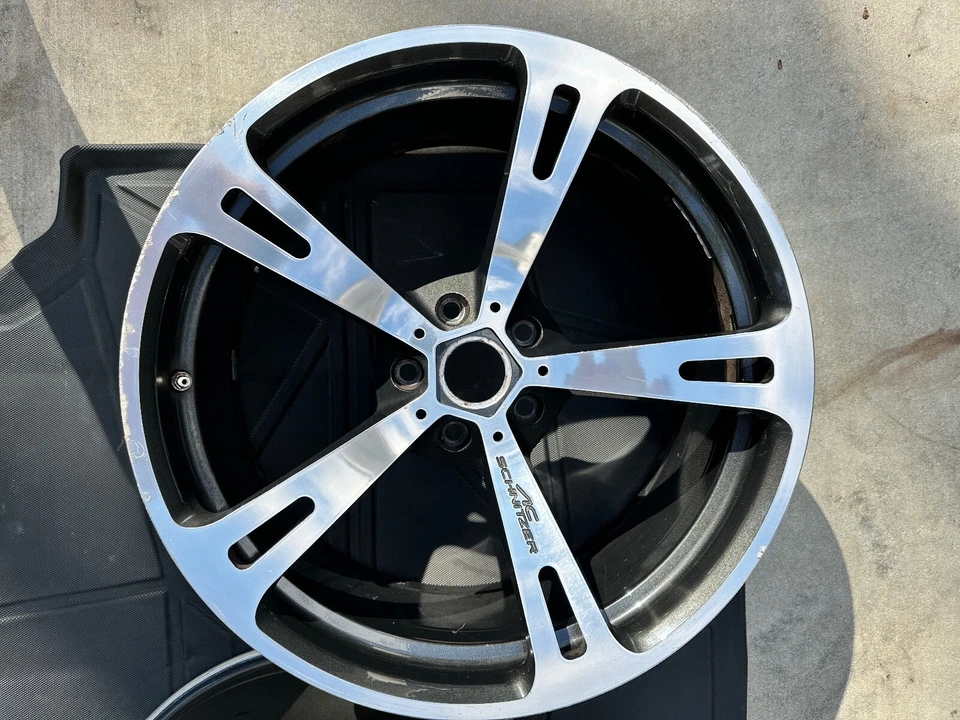 BMW M3, M5 & M6 2006-2012 AC SCHNITZER Type V,  Forged 20" WHEELS &  BLACK CAPS  - Image 2 of 4