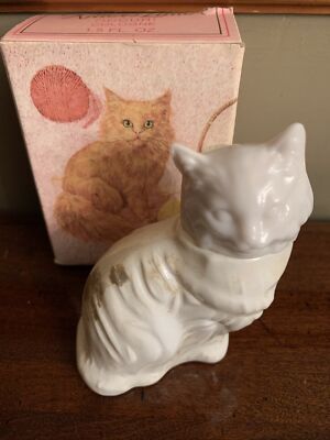 Vintage Avon  Kitten Little  Occur Cologne Empty Bottle With Box 1970 s