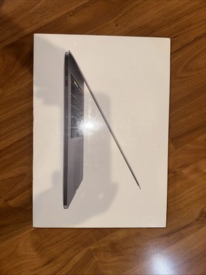 MacBook Pro 15'' i9 9880H / 16GB / 512 SSD   Space Gray