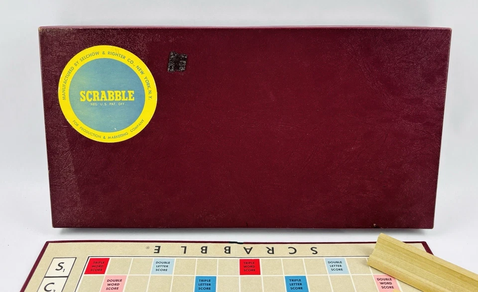 Vintage 1953 Scrabble Board Game 99.9% Complete (98 Tiles) - Image 2 of 4