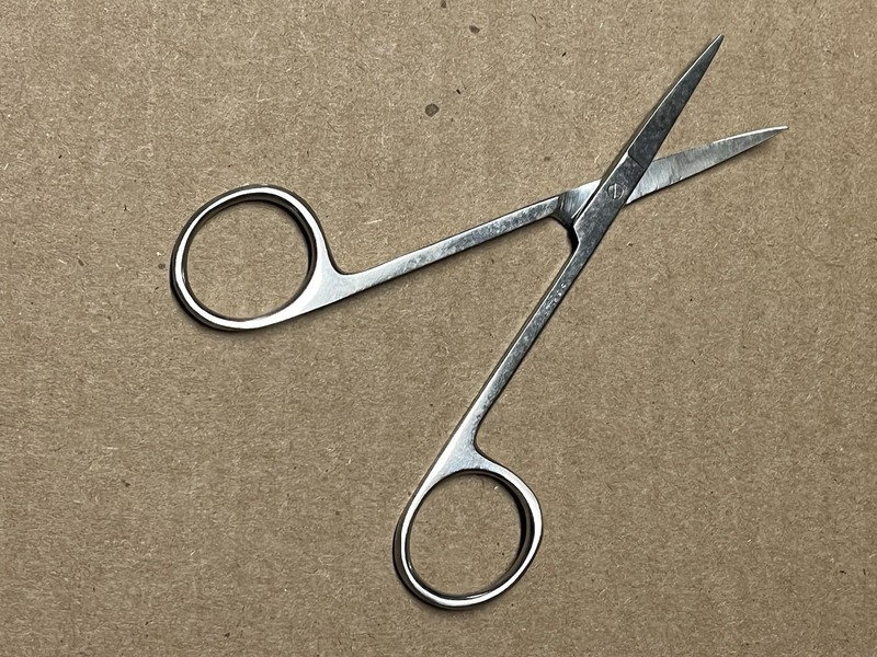 Stainless Steel Dissecting Medical/Surgical Scissors . Used For Embroidery Also