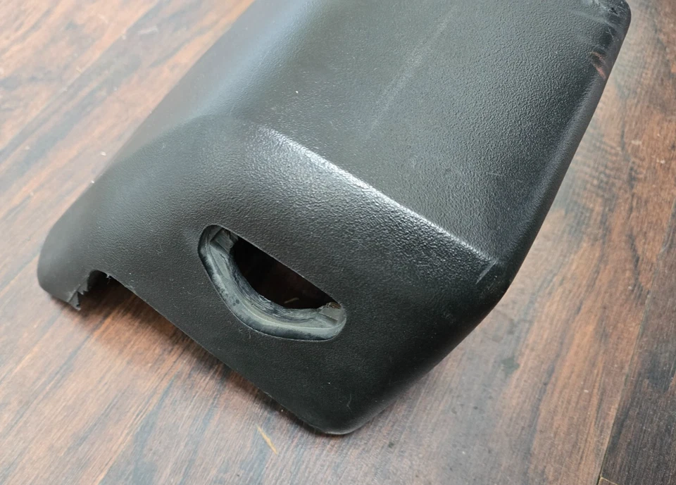 USED ORIGINAL GENUINE PORSCHE 911 930 DRIVERS LEFT REAR RUBBER BUMPER PAD #1 — 第 4/4 张图片