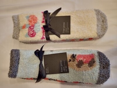 4  PAIR - FREE PRESS HEDGEHOG MINT GREEN/STRIPES AND UNICORN IVORY/STRIPES COZY 