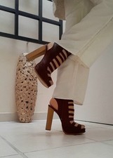 Sommer Stiefelette Weinrot hoher Holzabsatz und Plateau Gr 42-8UK