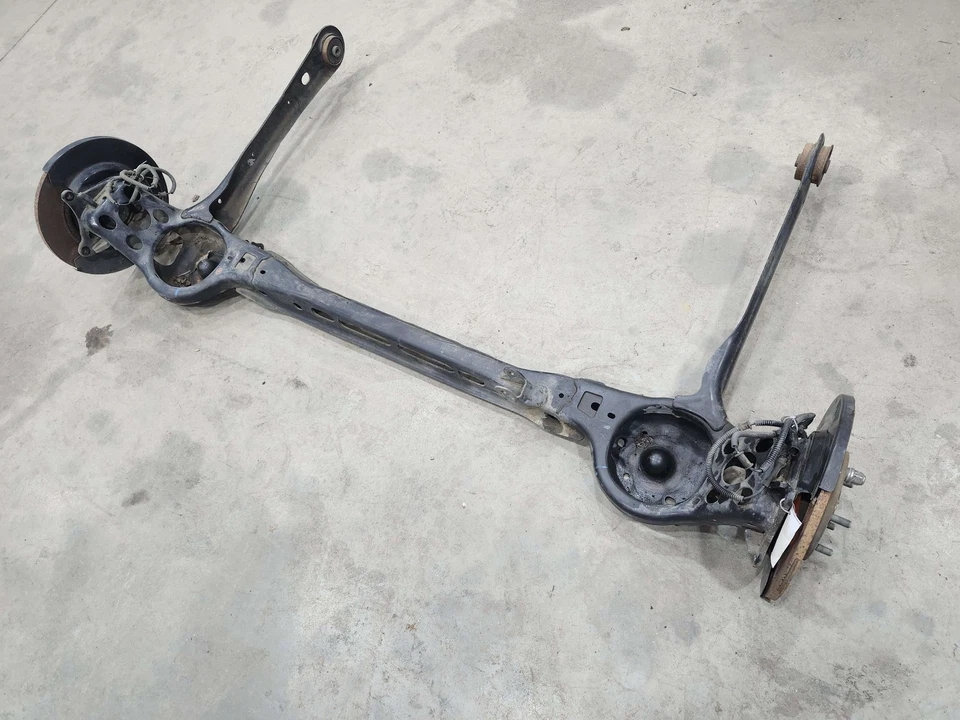 2011-2020 Dodge Grand Caravan Rear Beam Axle Assembly Genuine OEM 5171467AF - Image 3 of 4