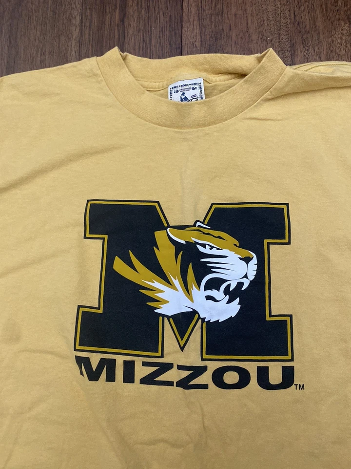 Camiseta amarilla vintage de los años 90 Alore Mizzou U of Missouri puntada única talla XL Foto 2 de 4