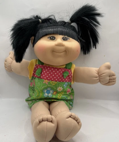 Cabbage Patch Kids  Asian Girl Hasbro Coleco  doll floral green pink dress