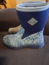 The Original Muck Boots Co. Boots Womens 10 Be Cool Series Calf High Blue