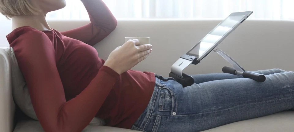 Rain Design iRest Lap Stand for iPad Silver/Black - Image 3 of 4