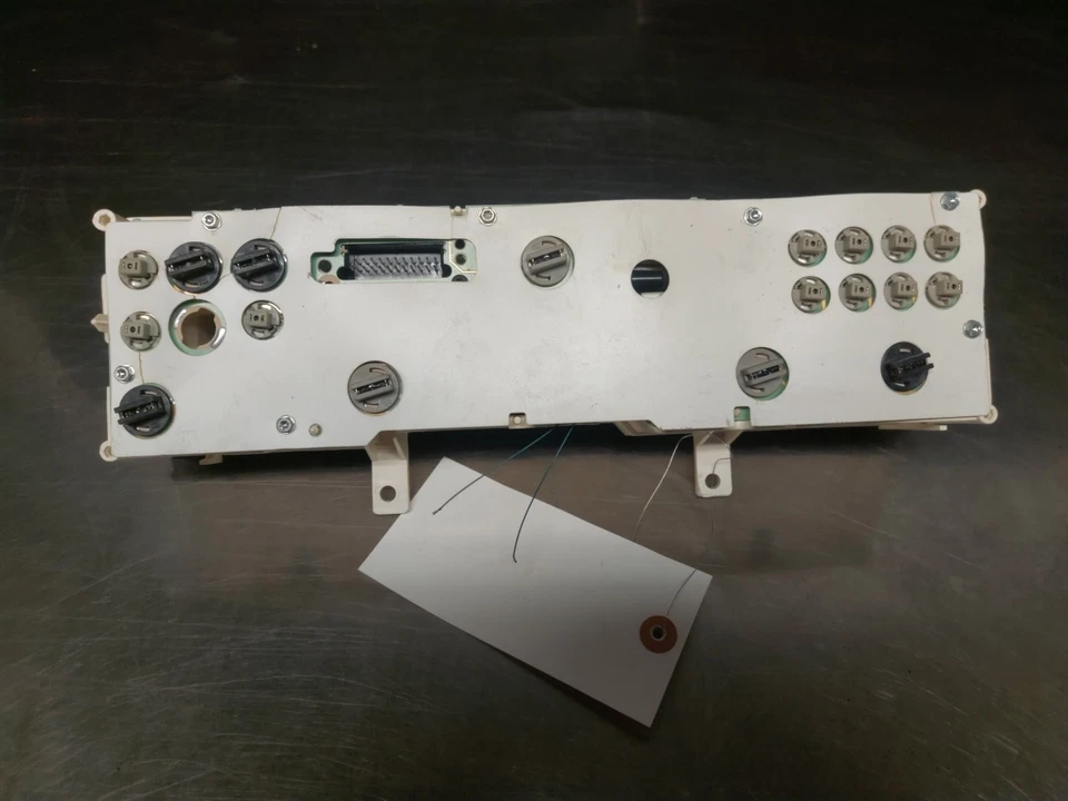 Cuadro de instrumentos velocímetro Buick LeSabre Park Avenue 1995 Foto 3 de 4