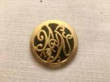 Weight Watchers WW 10 Pounds Pin Black Gold Tone
