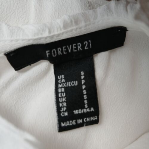 Forever 21 Women's Lace Detail Cropped Blouse Size Small White Long Sleeve NWT - Picture 6 of 13