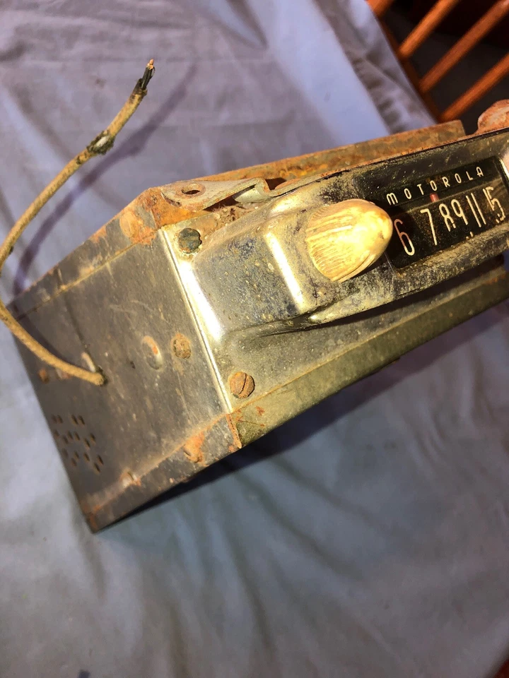 Radio Motorola De Colección Debajo del Tablero Modelo A T B Ford Rat Rod Buick Reo Chevy GMC Foto 3 de 4