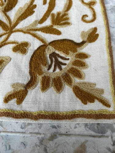 Vintage Raised Hand Embroidered Sham Pillow Case BIRD Floral 16x16 - Picture 9 of 13