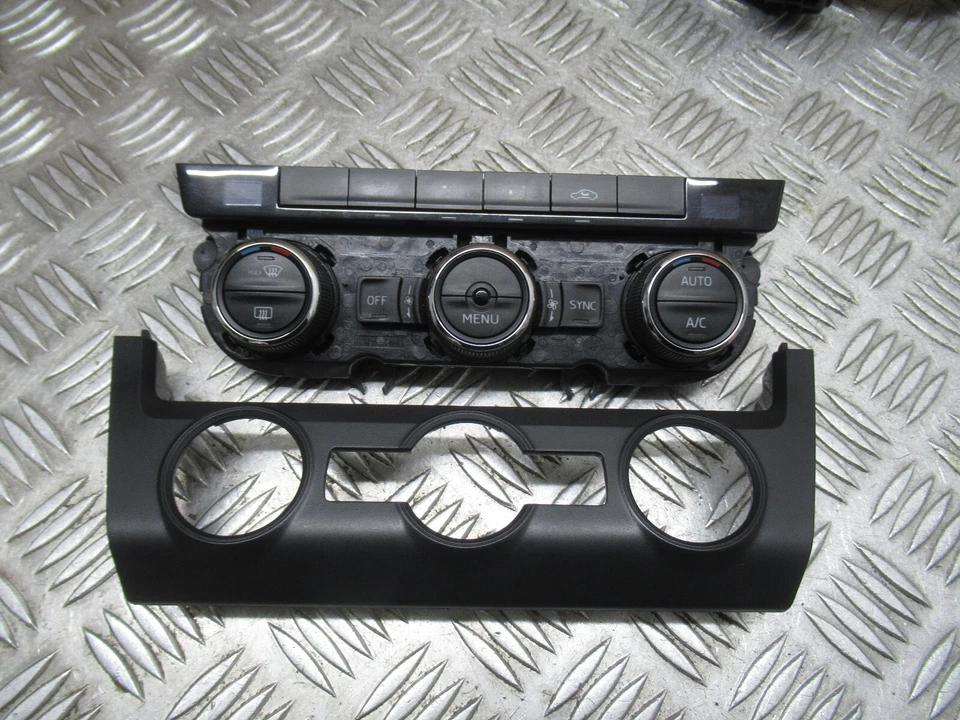 2016 SKODA OCTAVIA SE 5E TSI MK3 5DRS ESTATE A/C HEATER CLIMATE CONTROLS REF5226 - Image 2 of 4