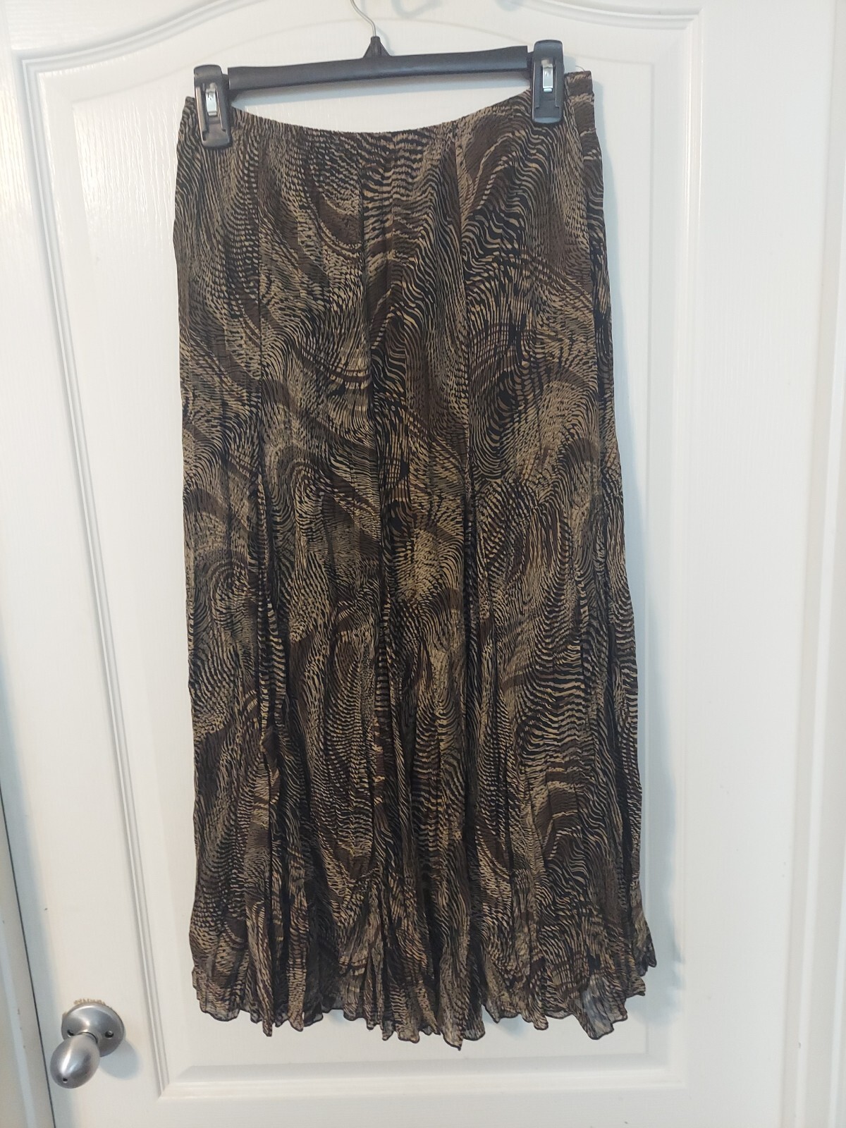 RAFAEL Brown/ Tan/ Black Pleated Crinkle Broomsti… - image 2