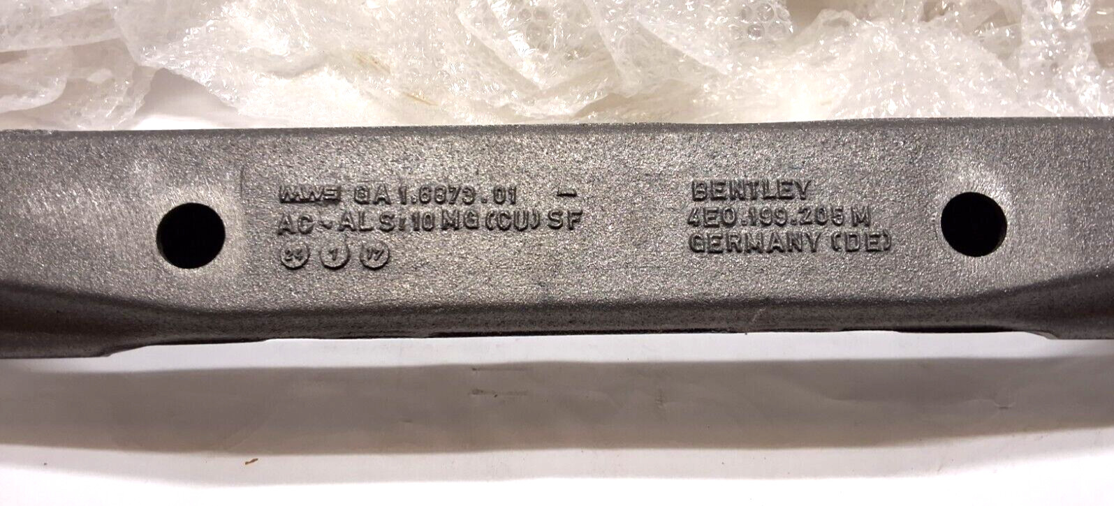 New** Bentley 4E0199205M 4E0.199.205M Engine Brackets For Continental GTC Unused
