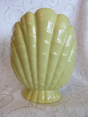 Vintage Abingdon 507 Yellow Clam Shell Flower Vase