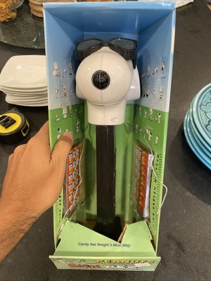 Pez Giant Peanuts SNOOPY Joe Cool with Music - #13004, NEW IN BOX