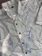 Tommy Bahama Hawaiian Shirt Men's XL Green Floral 100 Silk Button Camp Vacation