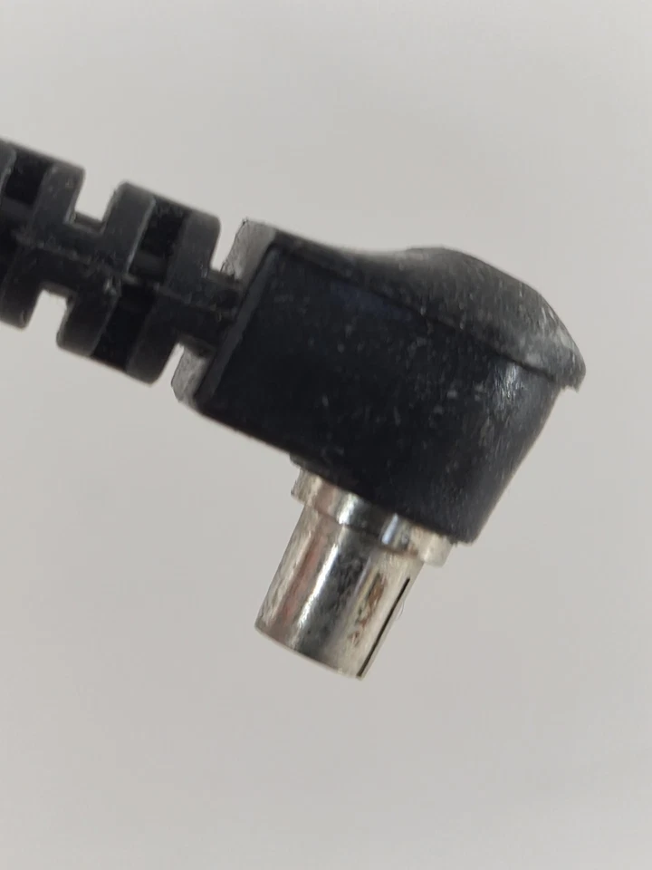 Cable negro punta afilada macho a especial para PC cable (10") cable de sincronización de flash Foto 4 de 4