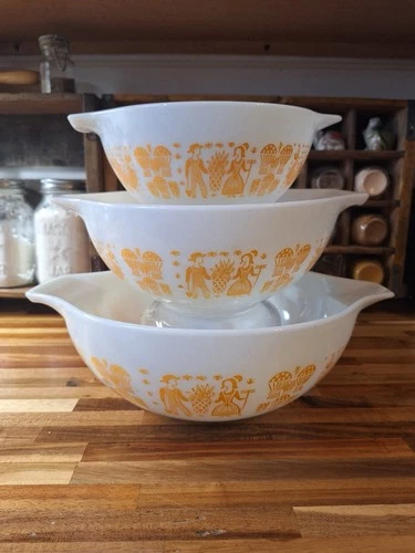 Pyrex Amish Butterprint Mixing Cinderella Bowl Orange Set Of 3